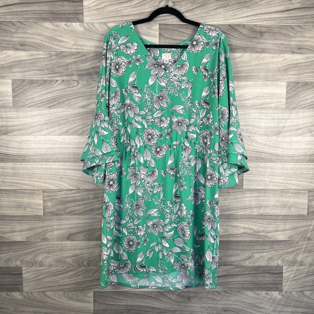 A New Day Dress Womens XL Green Floral Flowy Bell Sleeve V-Neck Boho Knee Length